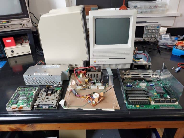 The Apple Macintosh SE/30 (1989)